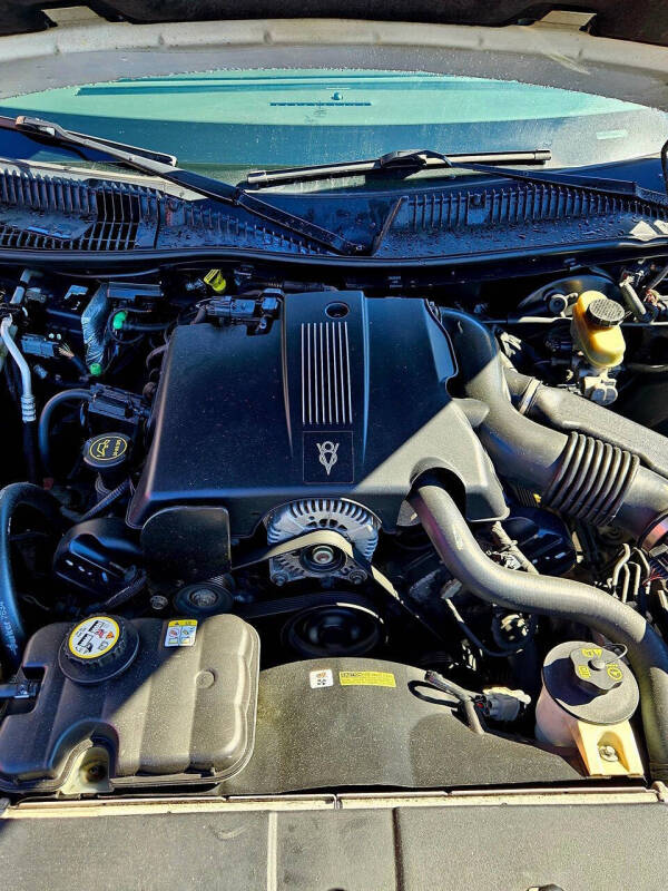 2003 Lincoln Town Car Signature