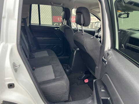 2016 Jeep Compass Sport