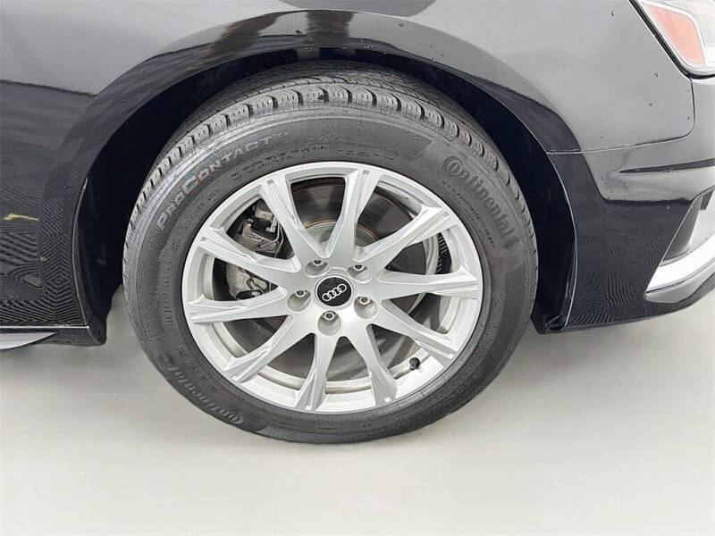 2021 Audi A4 quattro Premium 40 TFSI