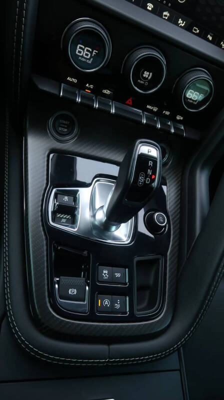 2020 Jaguar F-TYPE R