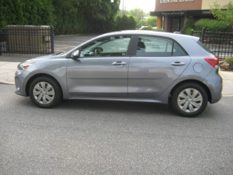 2020 Kia Rio 5-Door S