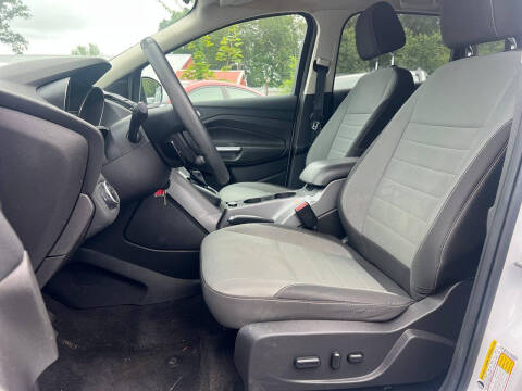 2016 Ford Escape SE