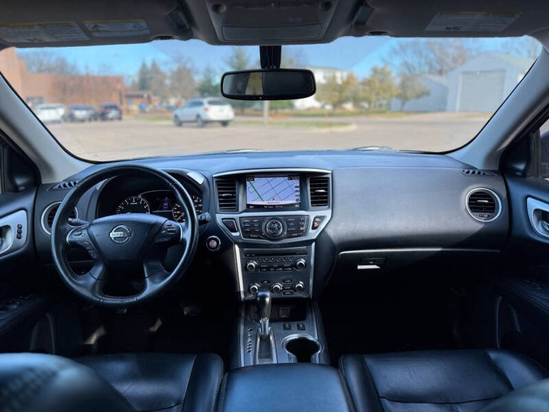 2018 Nissan Pathfinder S