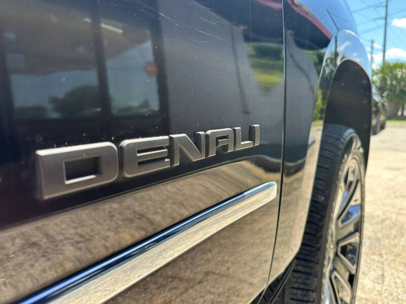 2020 GMC Yukon XL Denali