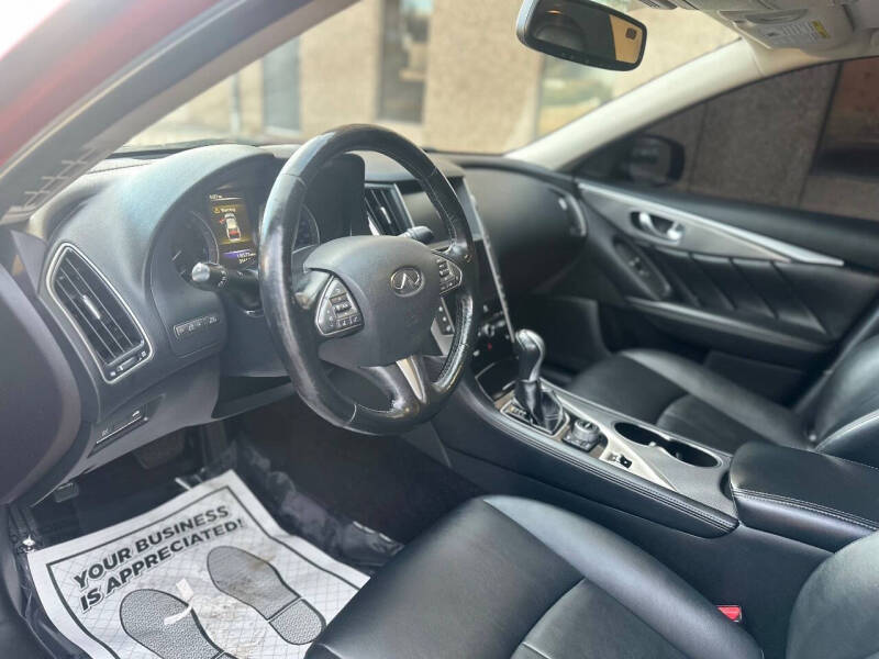 2014 Infiniti Q50 Premium