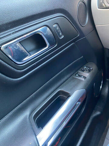 2016 Ford Mustang EcoBoost Premium