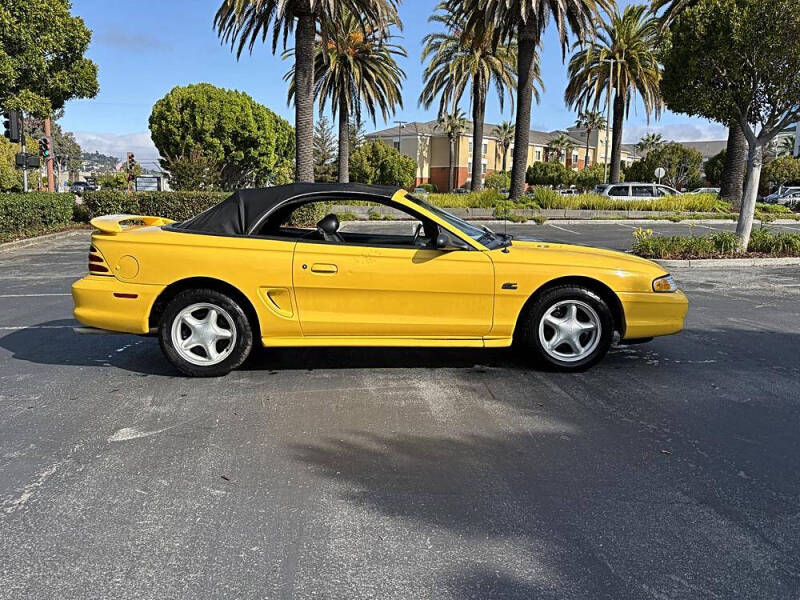 1995 Ford Mustang GT