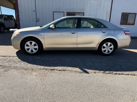 2007 Toyota Camry for sale at Circle T Motors Inc in Gonzales TX