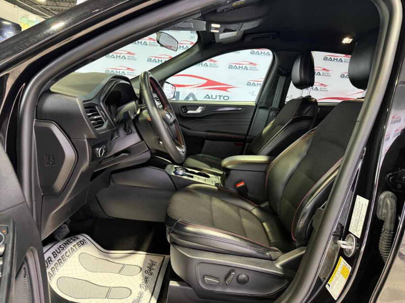 2025 Ford Escape ST-Line
