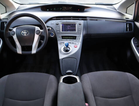2013 Toyota Prius Two