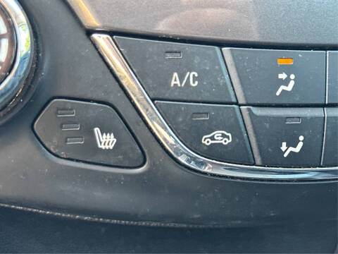 2017 Chevrolet Cruze LT Auto