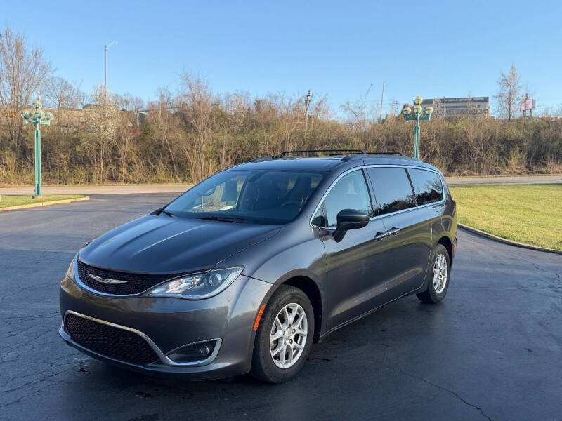 2020 Chrysler Pacifica Touring