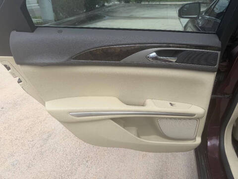 2013 Lincoln MKZ