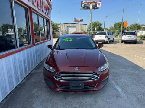 2014 Ford Fusion SE