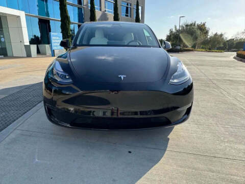 2023 Tesla Model Y Performance
