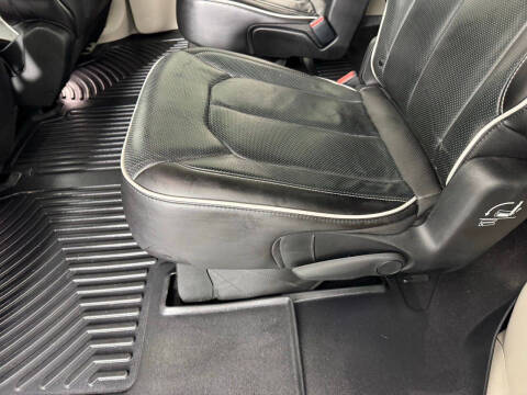 2022 Chrysler Pacifica Limited