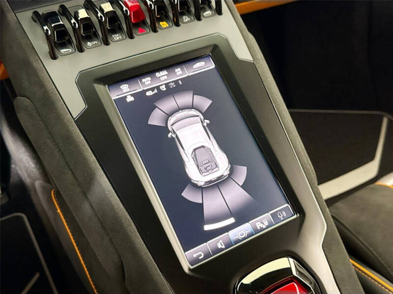 2023 Lamborghini Huracan Tecnica