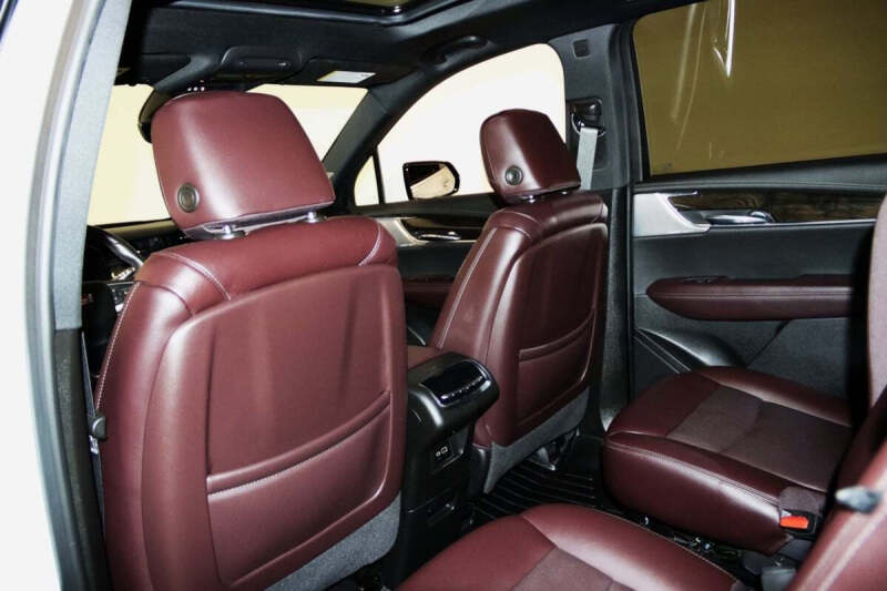 2022 Cadillac XT6 Premium Luxury