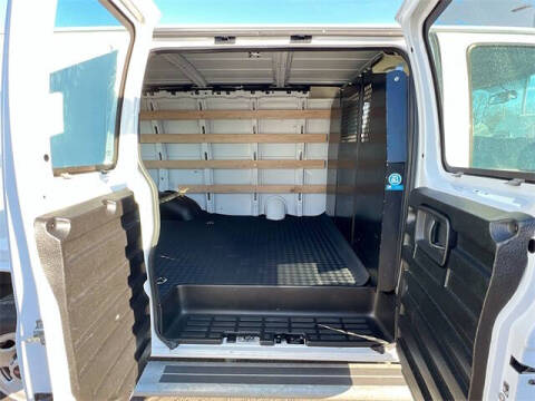 2024 GMC Savana 2500