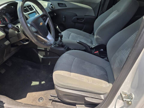 2017 Chevrolet Sonic LS Manual