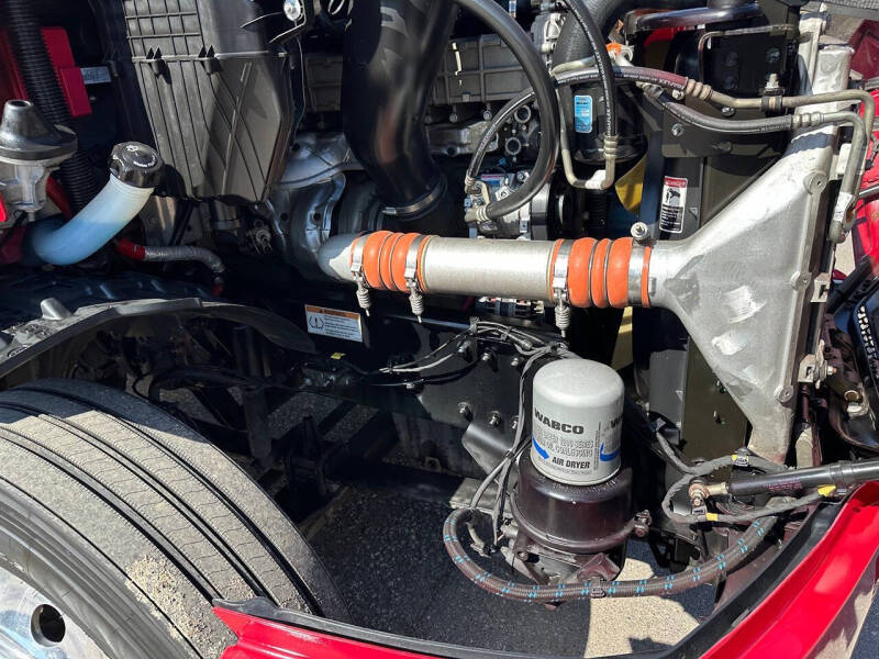 2019 Freightliner Cascadia