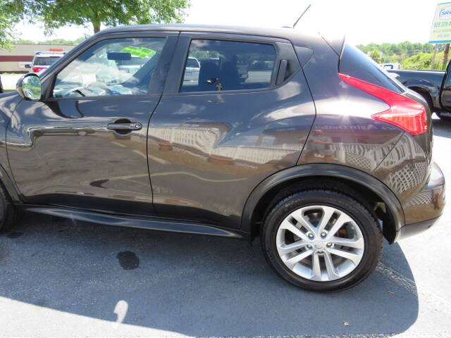 2012 Nissan JUKE for sale at Colbert's Auto Outlet in Hickory, NC