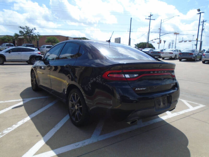 2016 Dodge Dart SXT