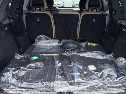 2026 Volvo XC90 T8 Plus 7P