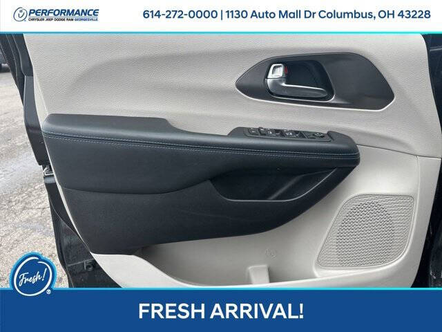 2021 Chrysler Pacifica Touring