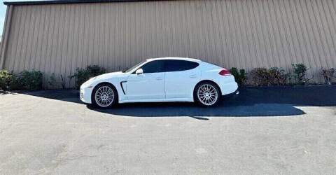 2016 Porsche Panamera Edition