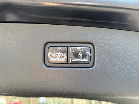 2025 Genesis GV70 2.5T Standard