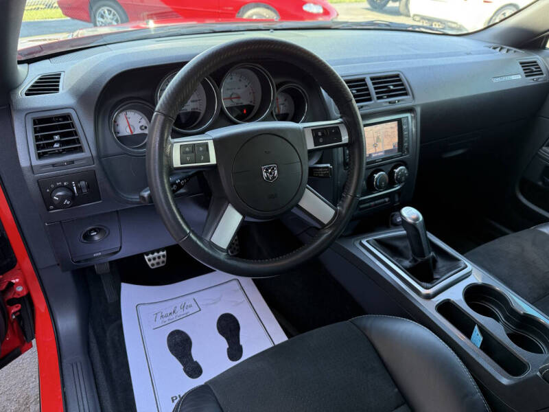 2009 Dodge Challenger SRT8