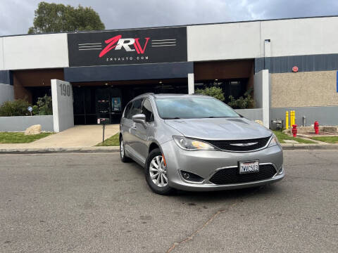 2017 Chrysler Pacifica