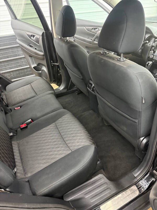 2018 Nissan Rogue SV