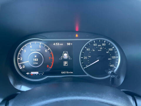 2020 Nissan Kicks SR