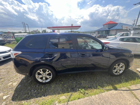 2014 Mitsubishi Outlander SE