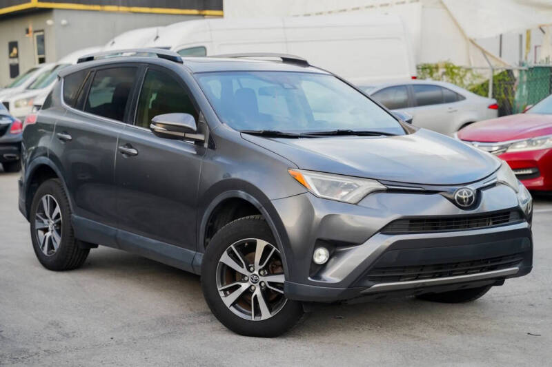 2017 Toyota RAV4 XLE