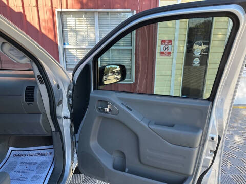 2016 Nissan Frontier SV