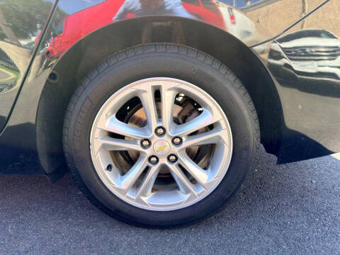 2018 Chevrolet Cruze LT Auto