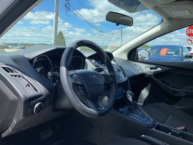2017 Ford Focus SE