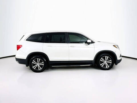 2017 Honda Pilot EX