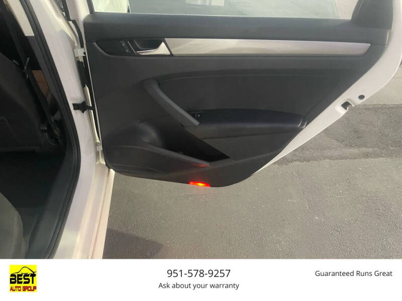 2012 Volkswagen Passat S PZEV