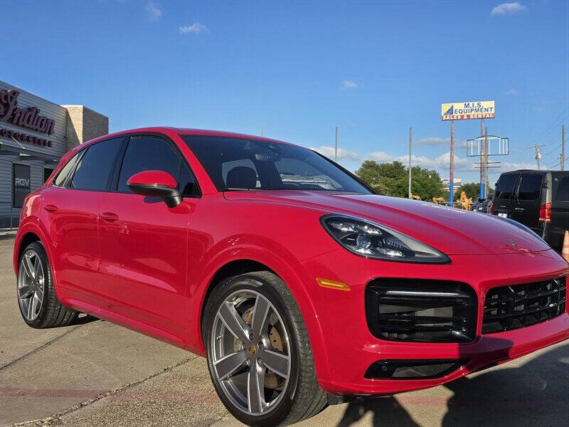 2022 Porsche Cayenne S