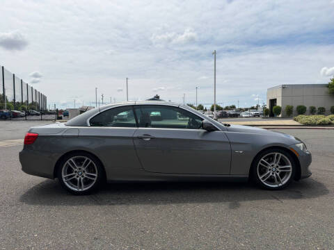 2011 BMW 3 Series 328i