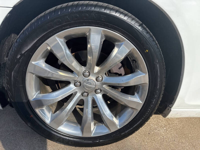 2019 Chrysler 300 Limited