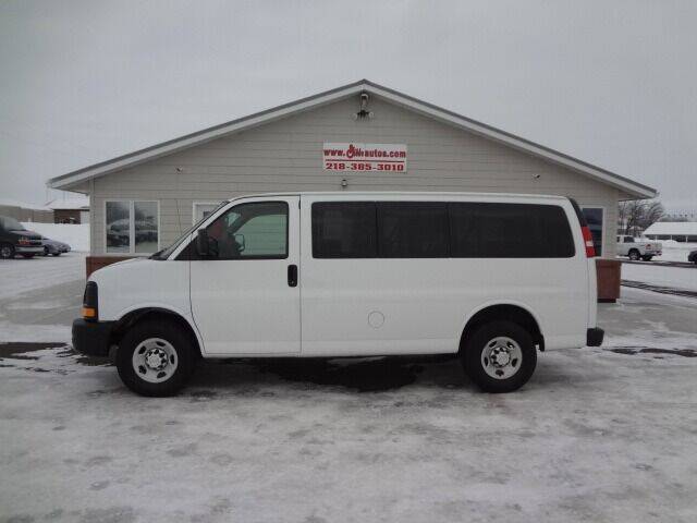 2013 Chevrolet Express for sale at GIBB'S 10 SALES LLC in New York Mills MN