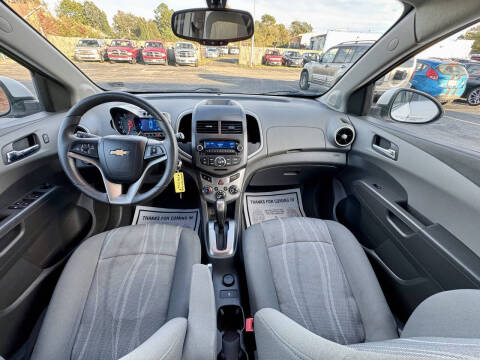 2015 Chevrolet Sonic LT Auto