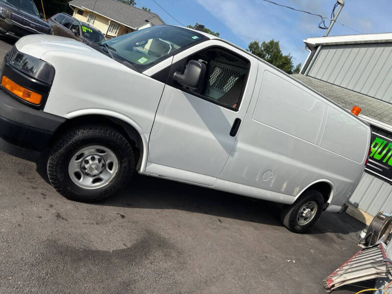 2020 Chevrolet Express 2500