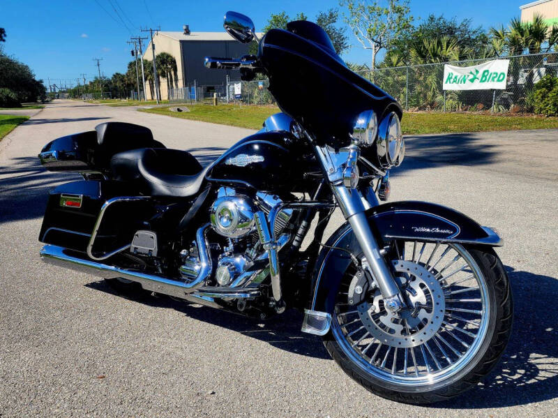 2011 Harley-Davidson FLHTCU ULTRA CLASSIC for sale at Von Baron Motorcycles, LLC. - Motorcycles in Fort Myers FL