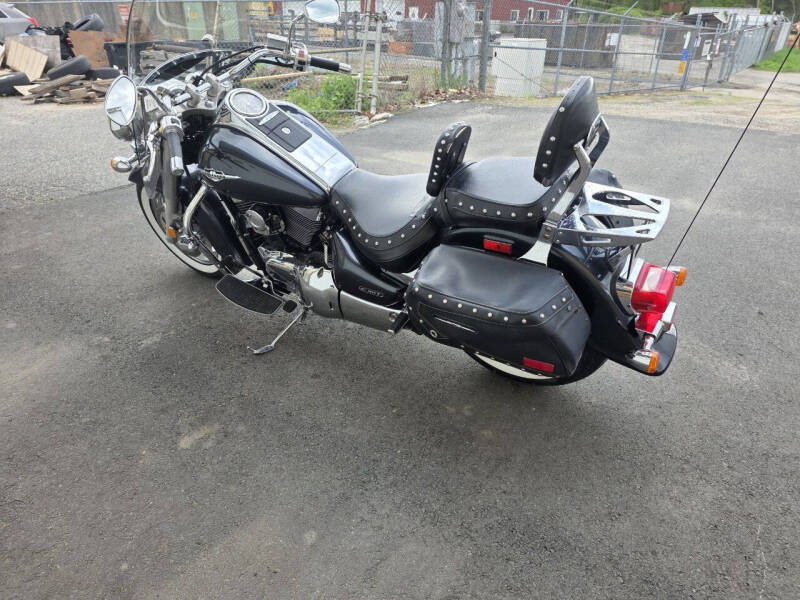 2006 Suzuki Boulevard